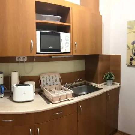 Apartment Rosemary Apartmanok, Rose, Lili, Mary1, Mary2