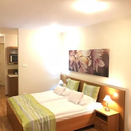 Apartment Rosemary Apartmanok, Rose, Lili, Mary1, Mary2 *