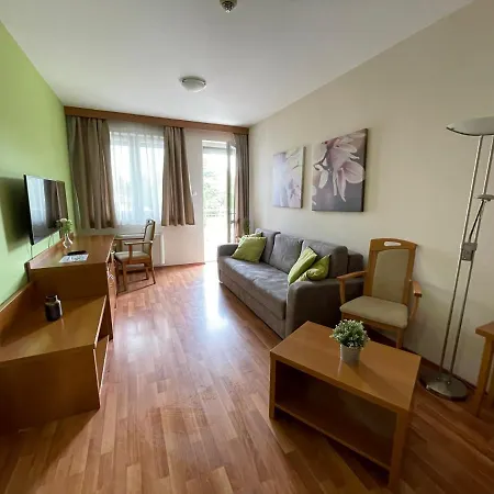 Rosemary Apartmanok, Rose, Lili, Mary1, Mary2 * Hajdúszoboszló