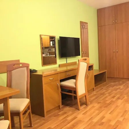 Rosemary Apartmanok, Rose, Lili, Mary1, Mary2 Apartament