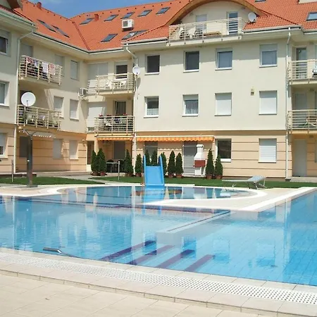 Rosemary Rose Apartment *